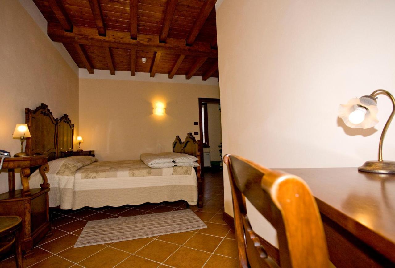 בית הארחה קרמונה 	Carrobbio Bed&Breakfast מראה חיצוני תמונה